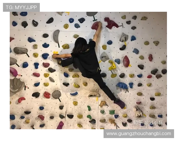 北京攀岩队的包夹策略分析与成效评估探讨