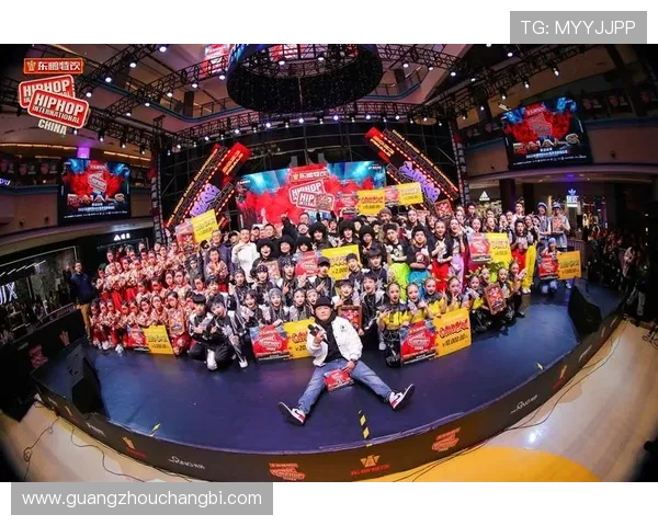 广州飞盘队在世界街舞大赛中以69分稳居积分榜首位