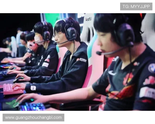 独家解析FPX战队在比赛中速度优势的深度对比与影响分析