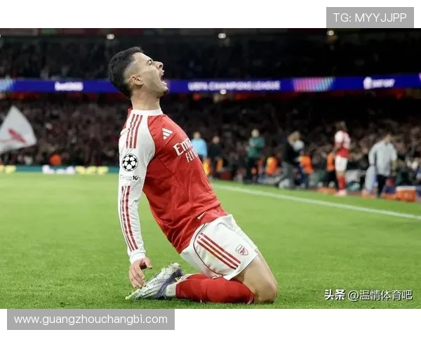 欧冠比赛新突破内置芯片球可实时追踪射门数据提升比赛分析能力