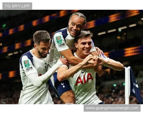 热刺与拜仁点球大战激战正酣谁能笑到最后夺得胜利荣耀