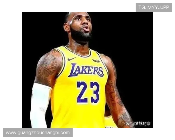 詹姆斯在对凯尔特人的38分之战中展现传奇风采与球队的无畏精神