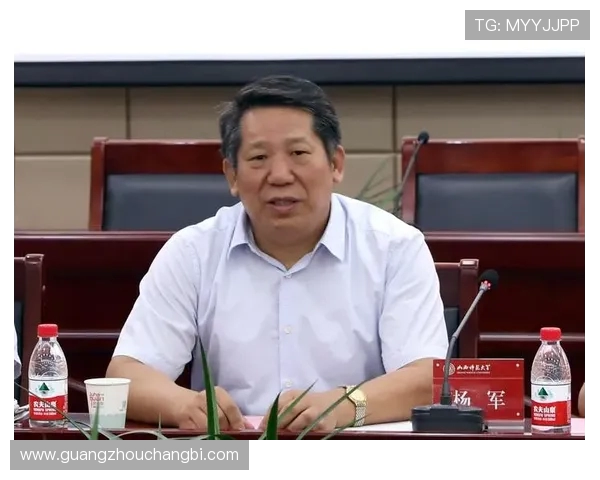 对话杨军：回顾我的足球生涯与未来发展展望